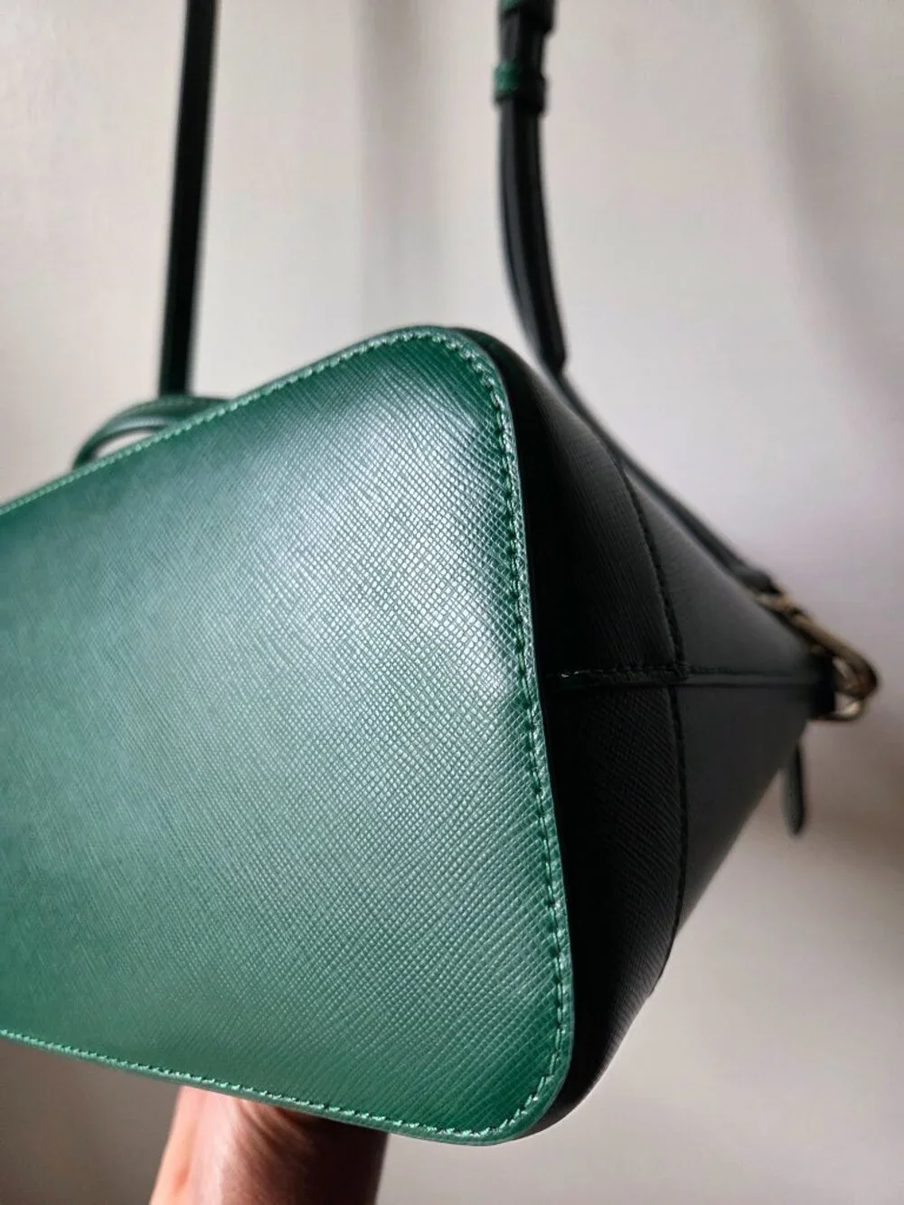 EUC LIKE NEW! KATE SPADE GREEN LEATHER SATCHEL MEDIUM